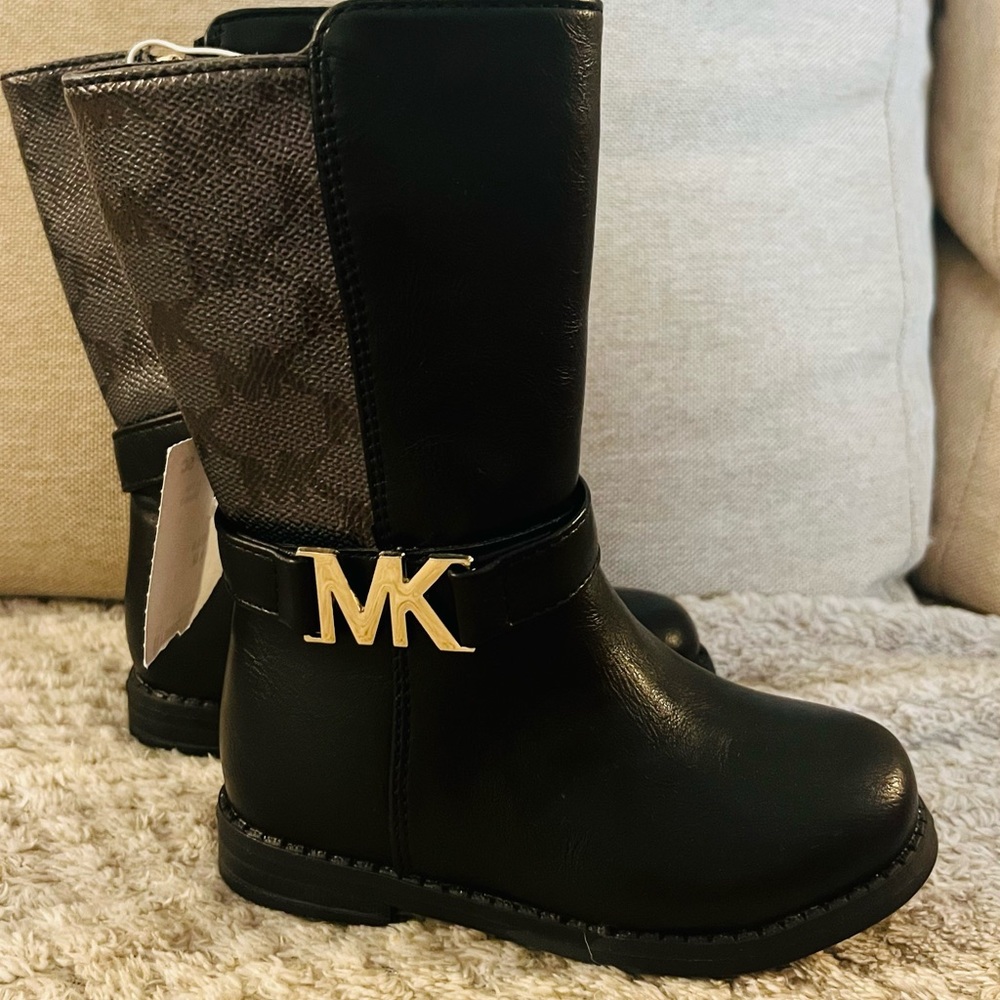 Michael Korse boots for toddlers size 5 NEW